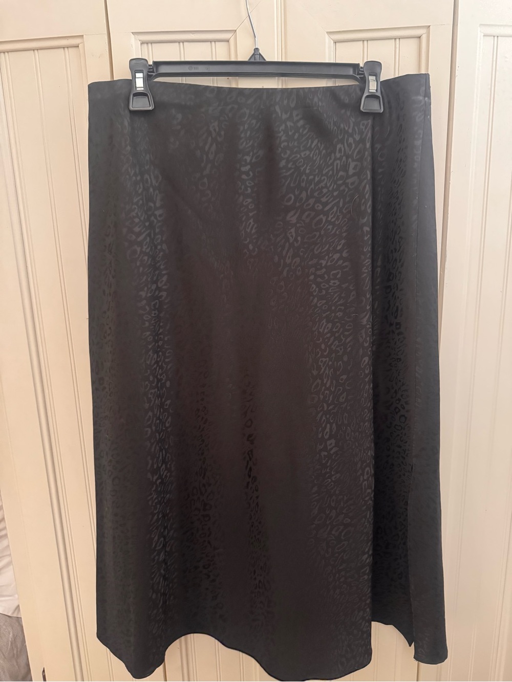 Socialite Black Leopard-Print A-Line Midi Skirt